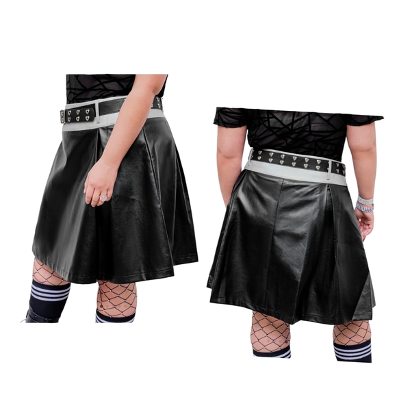 🍎 Faux Leather Contrasting Binding Pleated Mini Skirt Plus Size 2x / 20 - Picture 2 of 7